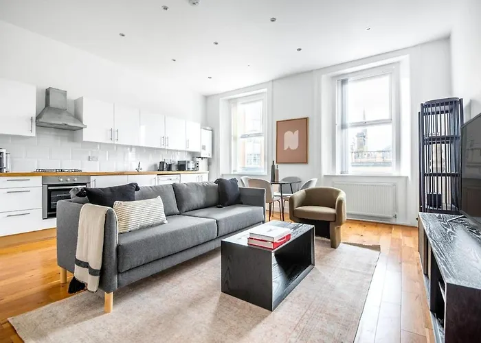 Hyde Park 2 Bedroom Comfort Living